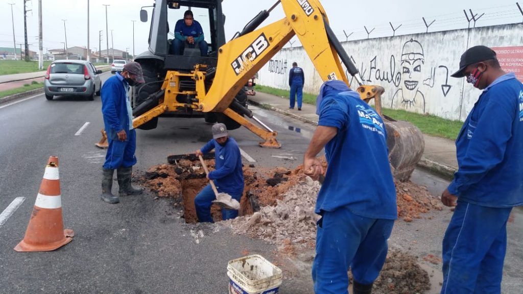 Trânsito estará em meia pista devido a obras de repavimentação na rua Siriri
