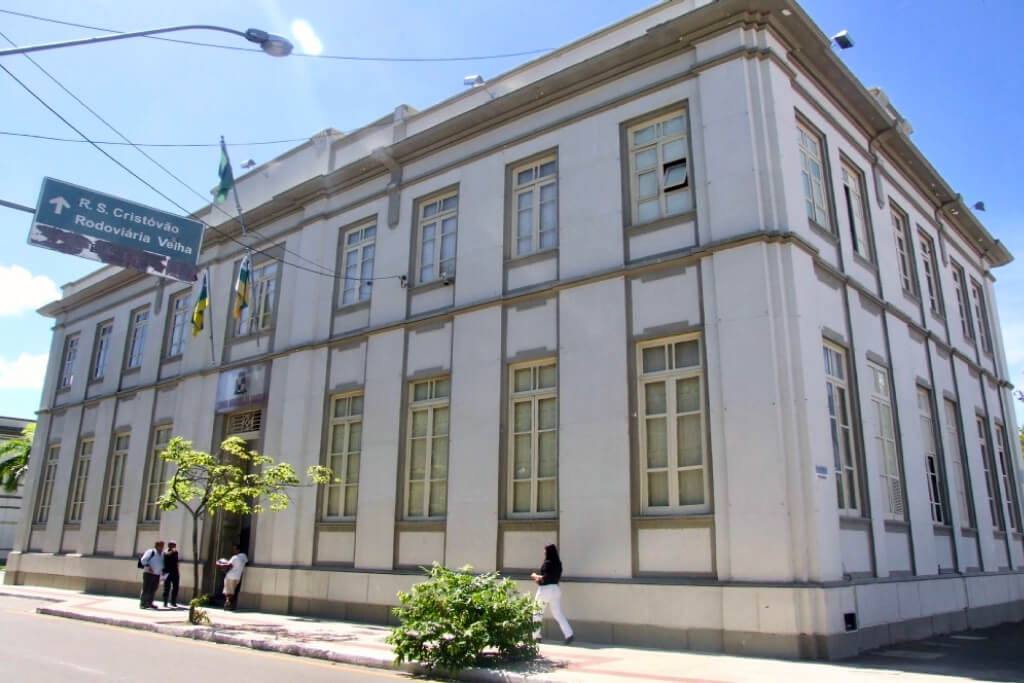 Vereadores de Aracaju aprovam três projetos de lei em redação final