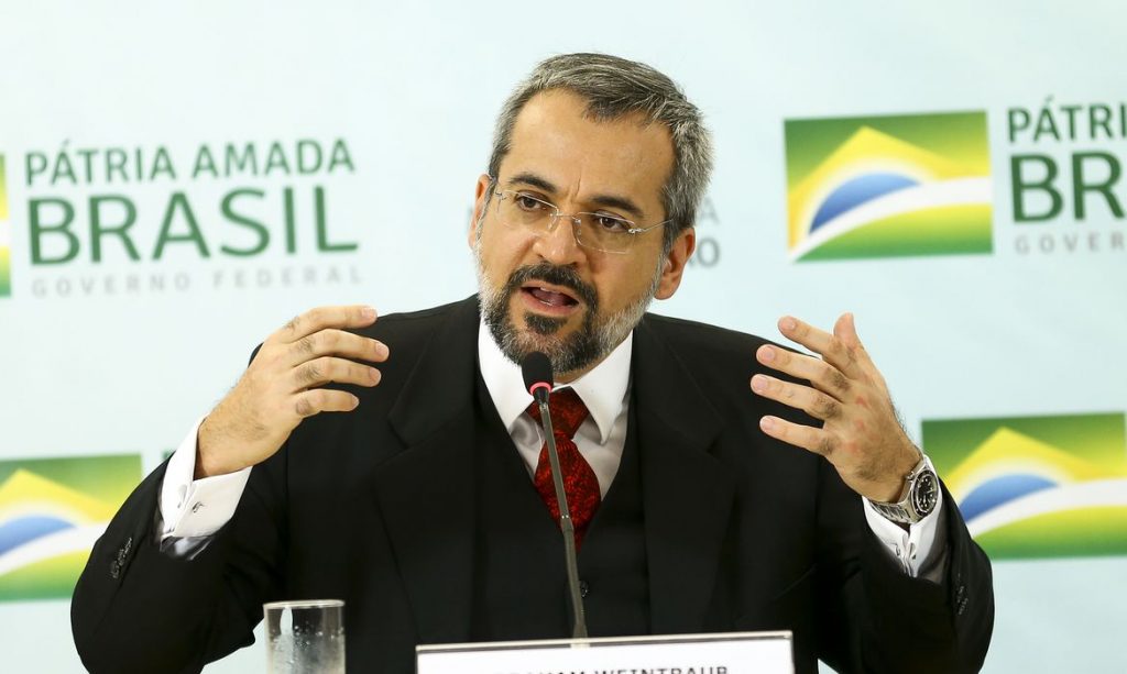 Weintraub é aprovado como diretor no Banco Mundial e assume cargo em agosto