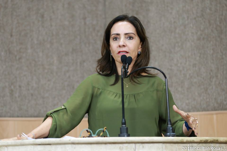 Zero respiradores onde que foi parar esses valores questiona Emília Corrêa sobre pagamento feito pelo governo de Sergipe