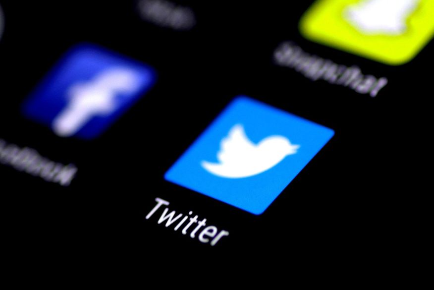 perfis com publicações de direita são quatro vezes mais bloqueados que de esquerda no Twitter