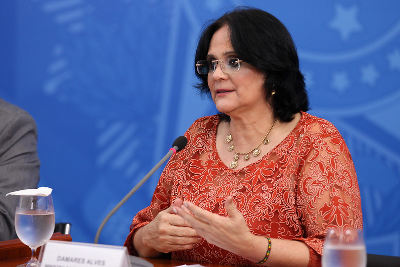 ‘Se condenada vou cumprir minha pena’ diz Damares Alves sobre notícia crime enviada à PGR