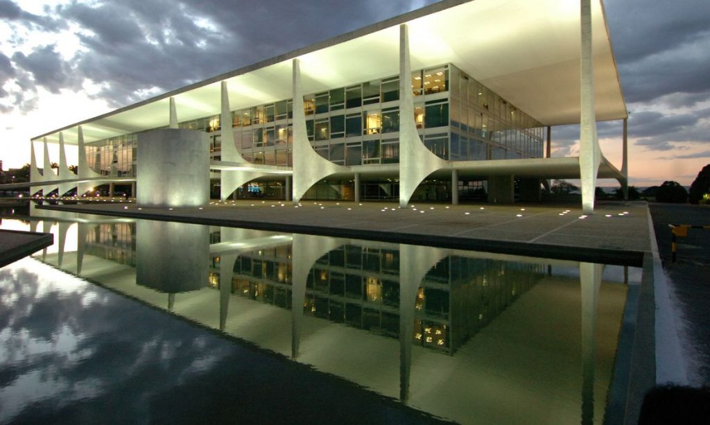 06 08 brasilia