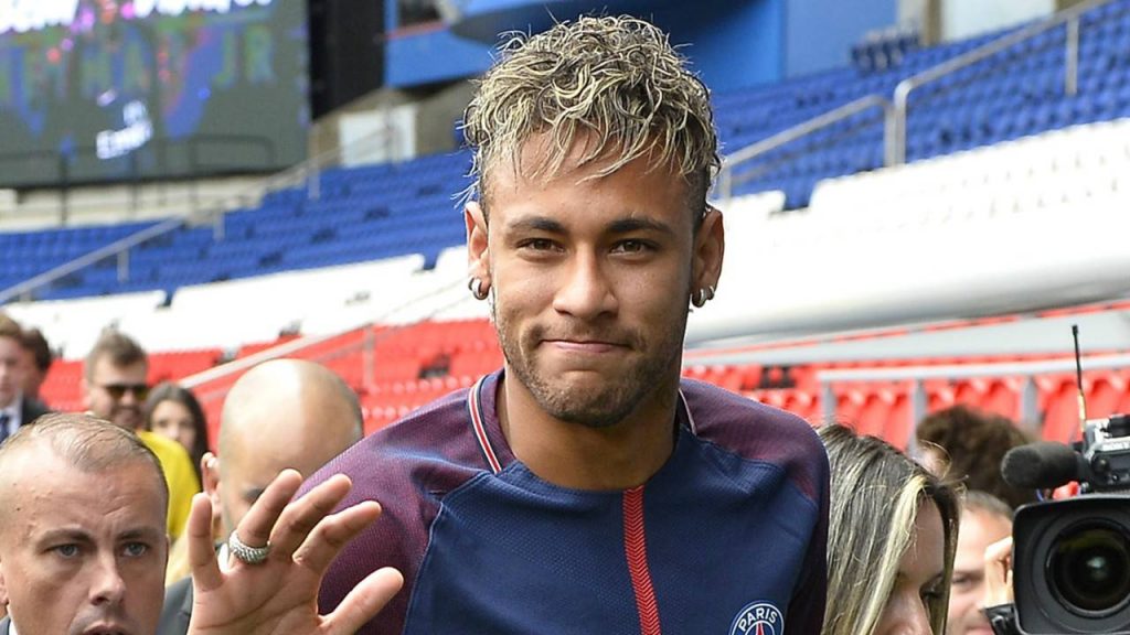 06 08 neymar