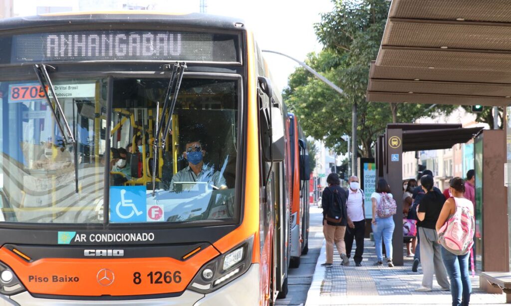 27 08 transporte