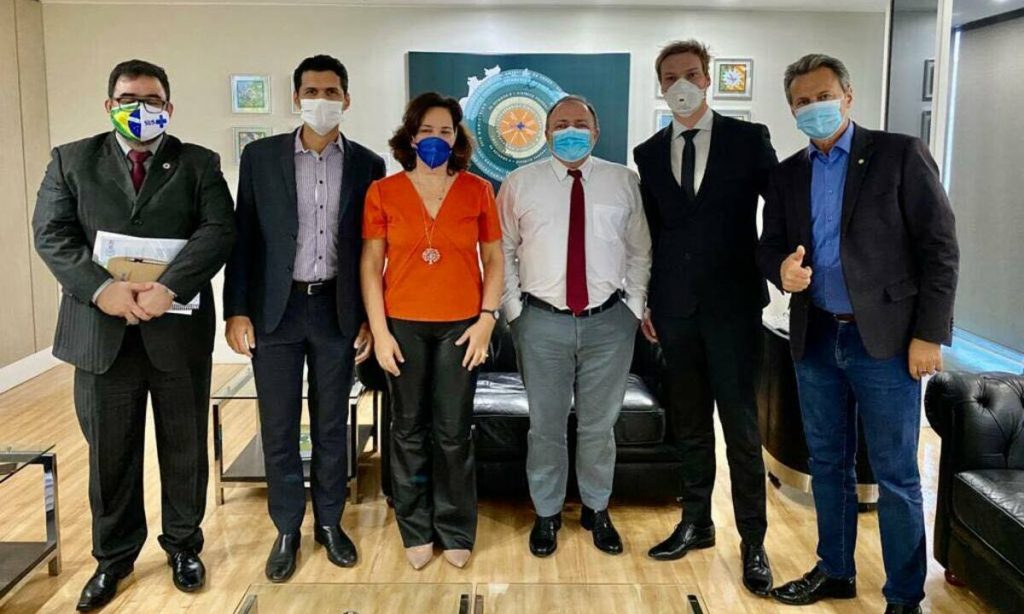 Após receber defensores do ozônio retal Ministério da Saúde não recomenda tratamento