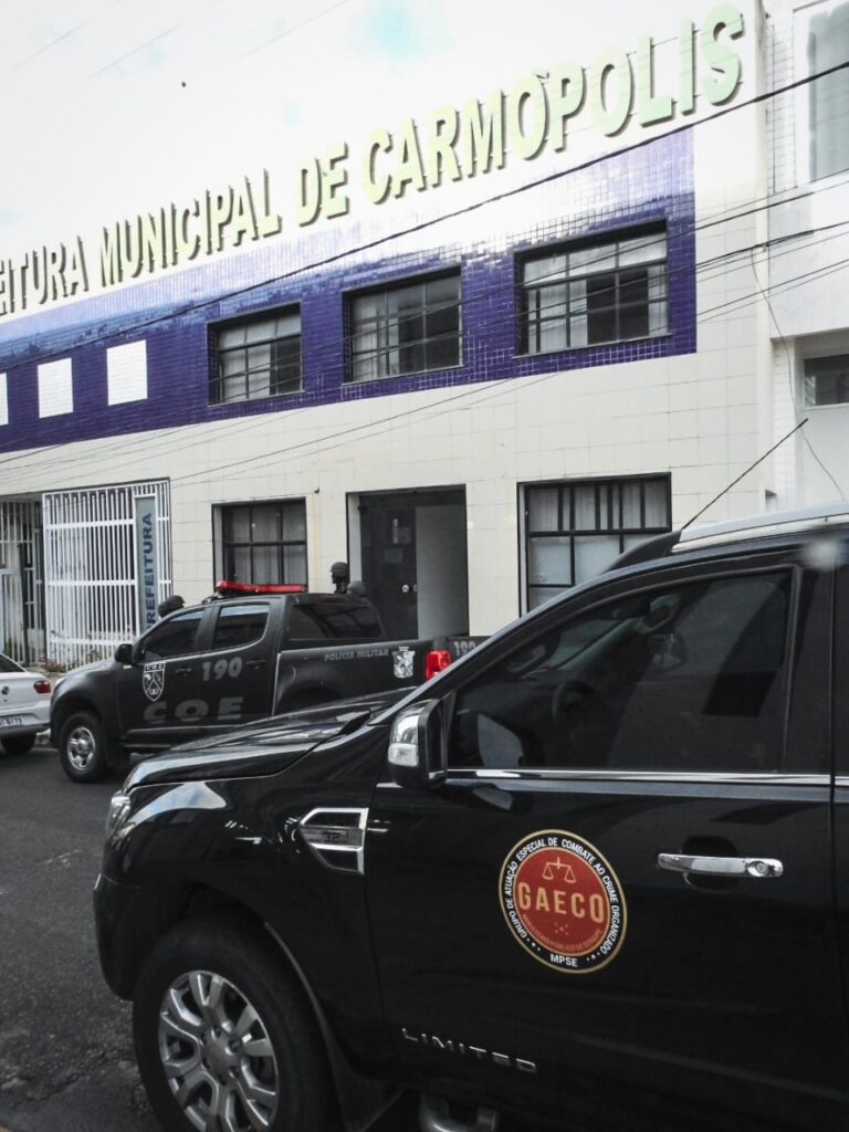 Carmopolis Prefeito e afastado durante operacao que investiga desvio de dinheiro para combate a covid 19