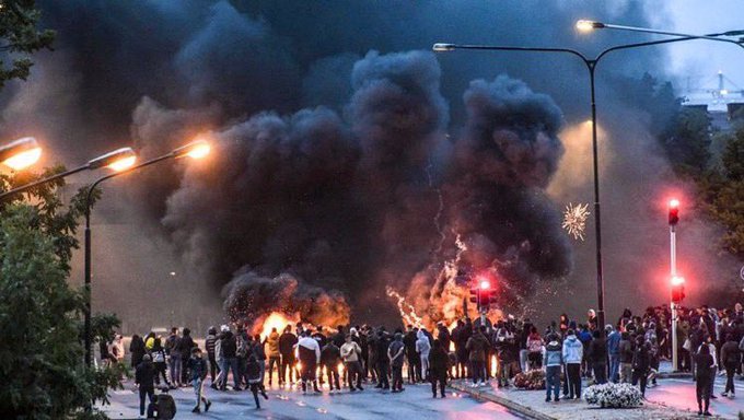 Cidade na Suecia tem protestos apos circulacao de video do Alcorao sendo incendiado