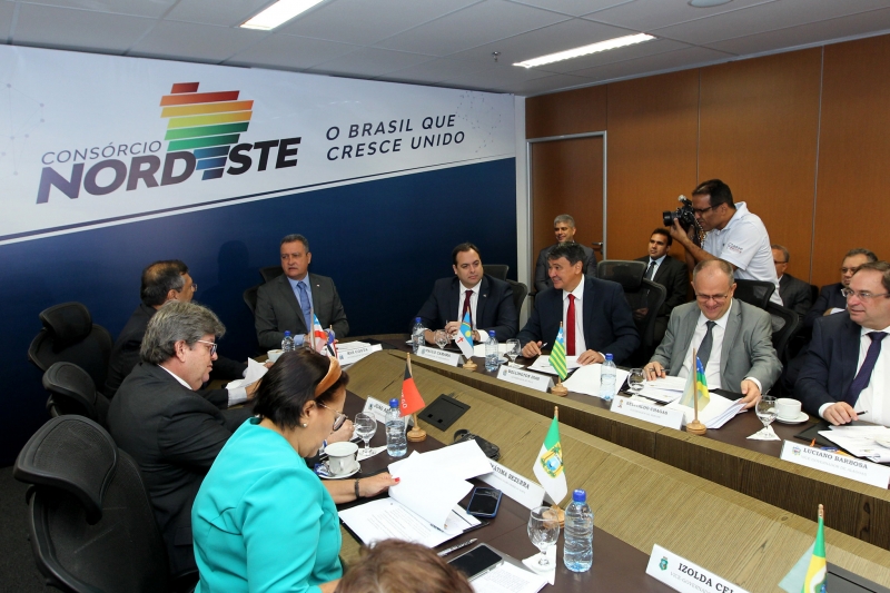 Covid 19 Presidente do Consórcio Nordeste dialoga com embaixadas russa e chinesa para produção de vacina