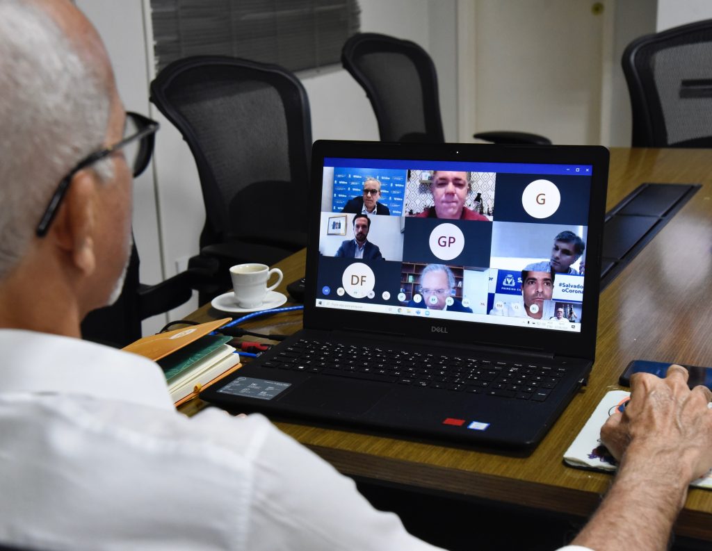 Edvaldo Nogueira defende reforma tributária e apoio federal ao transporte coletivo em reunião com Paulo Guedes