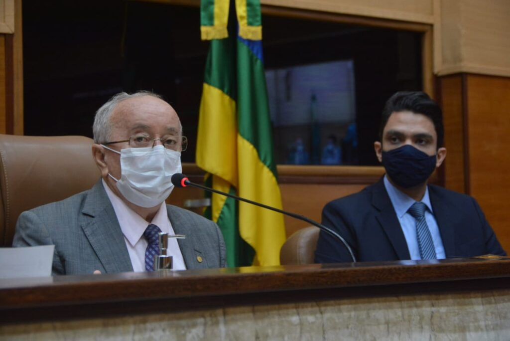 Em cinco minutos deputados estaduais de Sergipe apreciam e aprovam dez indicacoes ao governador