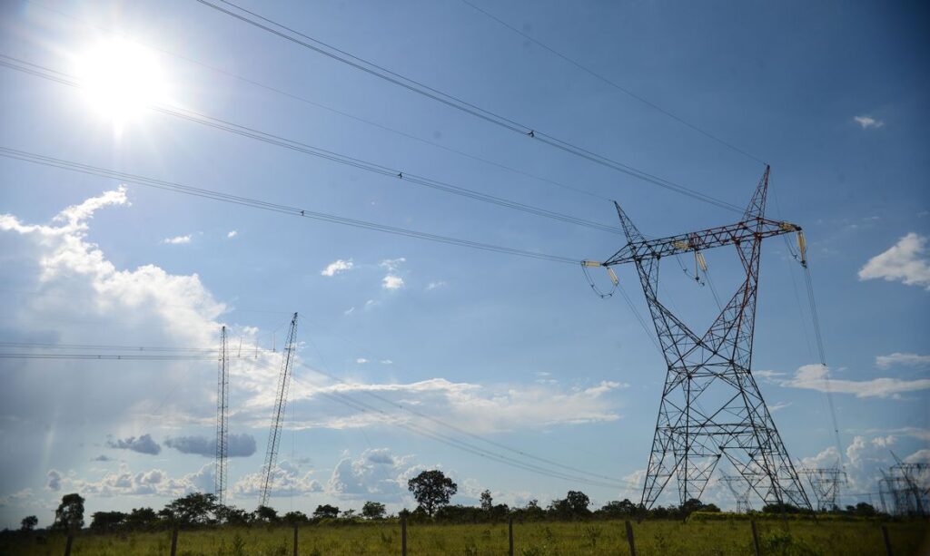 Governo separa R 4 bilhoes no orcamento para criar nova estatal apos privatizacao da Eletrobras em 2021