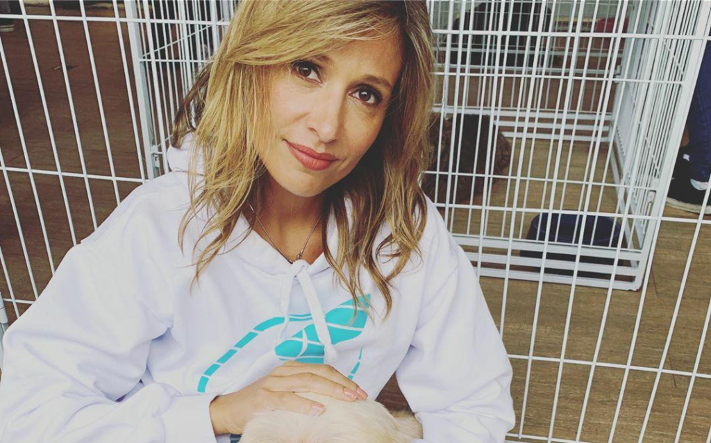 Luisa Mell relata experiencia em galeria de Romero Britto e fala de sua irma Me humilhou