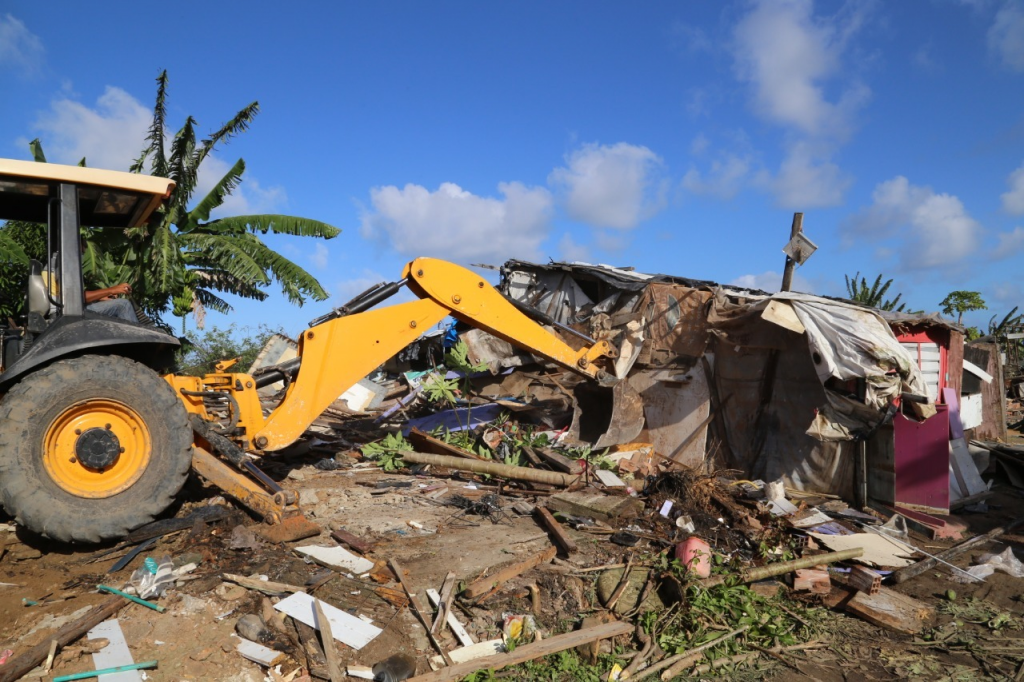 Mangabeiras Prefeitura afirma mantera atividade extrativista apos obra habitacional