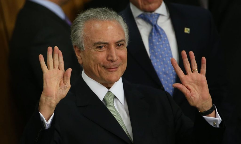 Michel Temer precisa de autorização da Justiça para chefiar missão no Líbano
