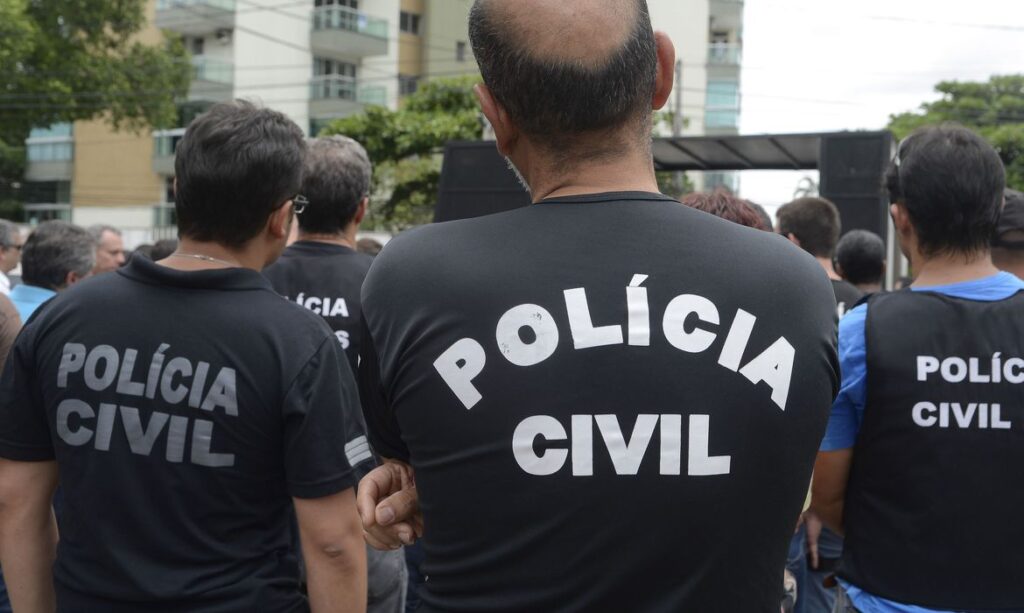 Operacao policial contra crime organizado prende mais de 400 suspeitos no Rio de Janeiro