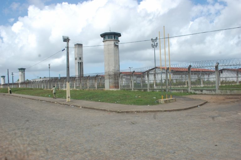 Presos que participaram da rebelião no presídio do Santa Maria somam 647 anos de condenação todos foram transferidos pro Copemcan