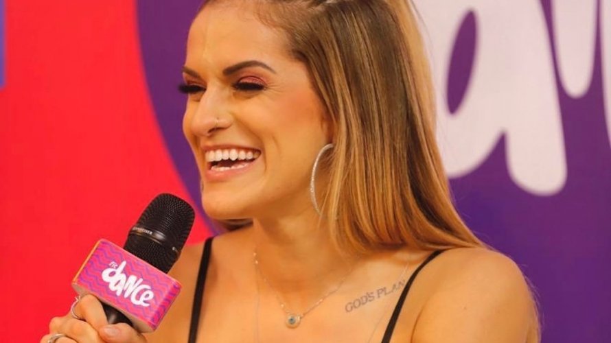 Sem escândalo mais uma dançarina anuncia saída da FitDance