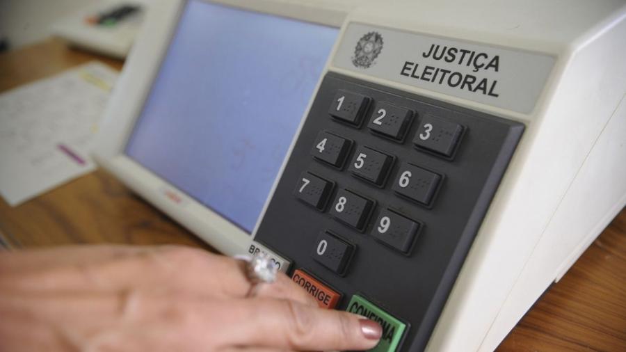 TSE proibe realizacao de lives entre candidatos e artistas durante eleicoes municipais