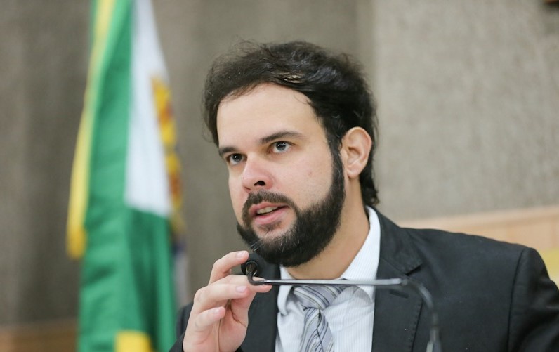 Thiaguinho Batalha assume presidência da Câmara de Aracaju 1