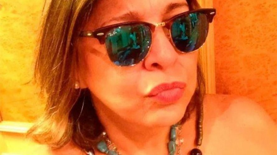 Vaza foto íntima da cantora Roberta Miranda