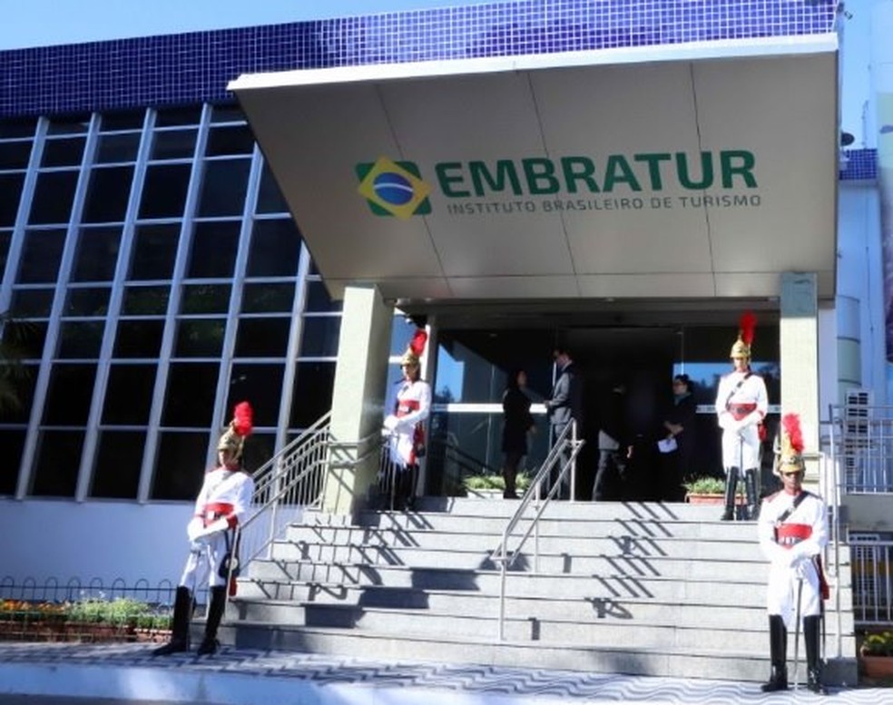 10 09 embratur