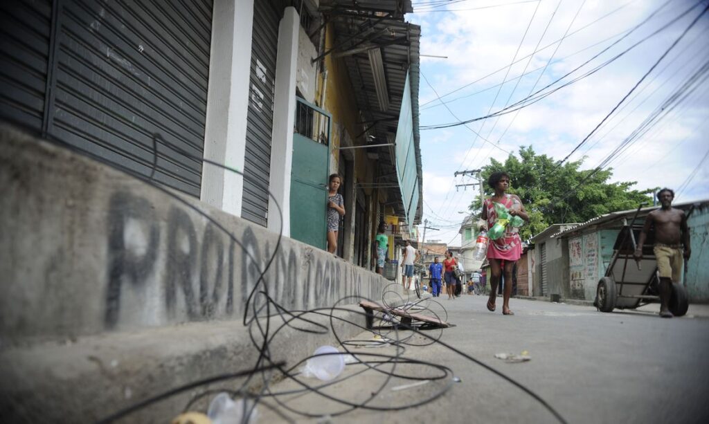 17 09 favela