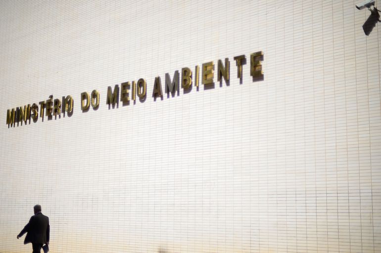 Um mês após criação, governo anuncia chefes de novas secretarias do Ministério do Meio Ambiente 1 21 09 meioambiente