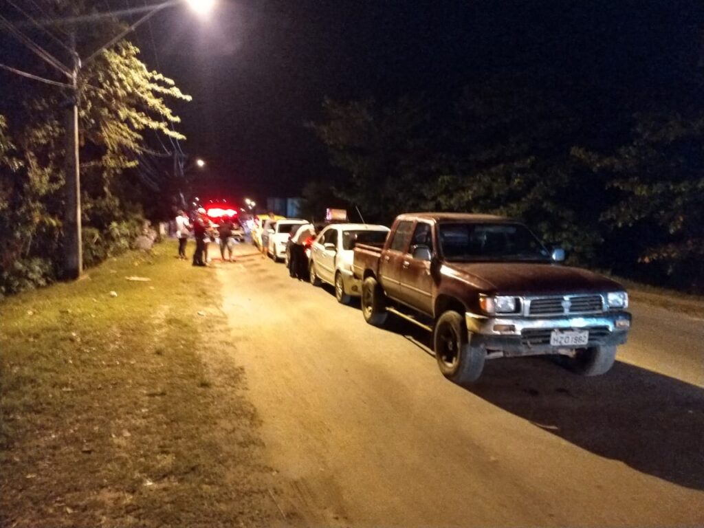 Apos engavetamento mulher e autuada apos se recusar a fazer teste do bafometro em Aracaju