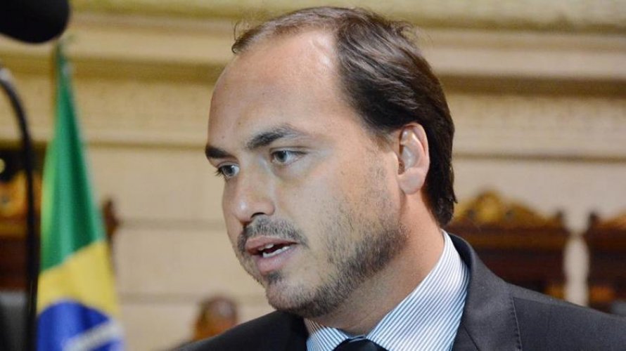 Assessores da Presidencia dizem ter se reunido com Carlos Bolsonaro antes de seus depoimentos a PF