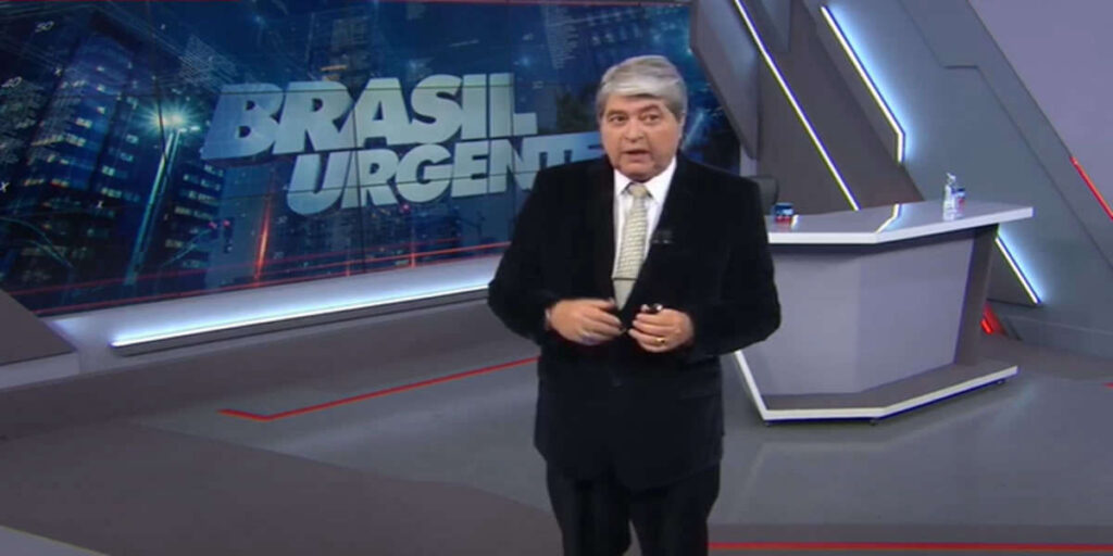 Datena se irrita no ar com agentes que multaram equipe do Brasil Urgente