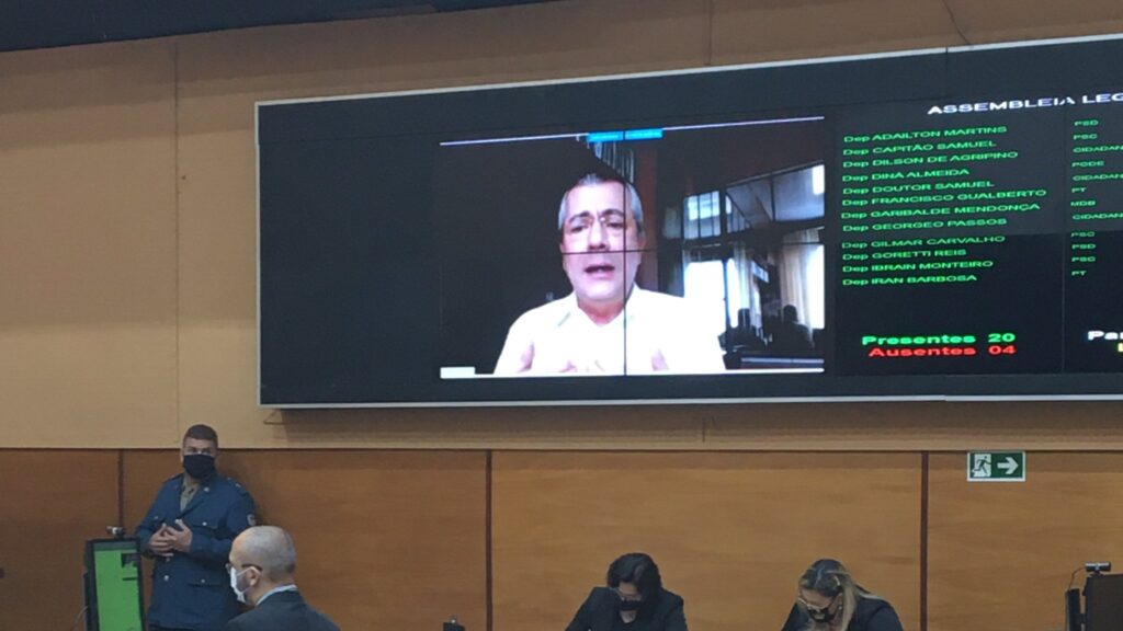 Deputados divergem sobre projeto do Executivo que preve privatizacao do Centro de Convencoes de Sergipe