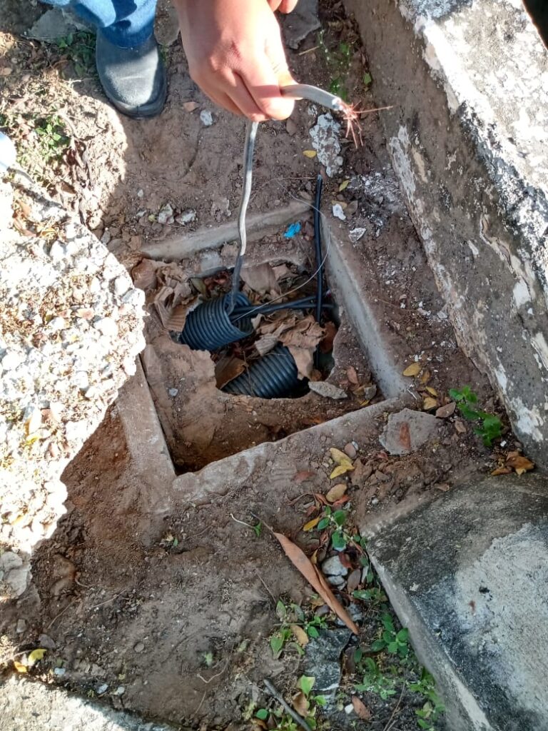 Furto de cabeamento de semaforos prejudica transito em Aracaju