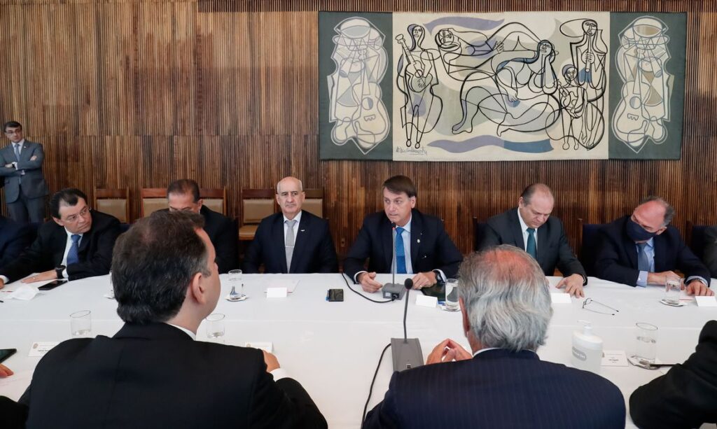 Governo anuncia criacao do programa Renda Cidada