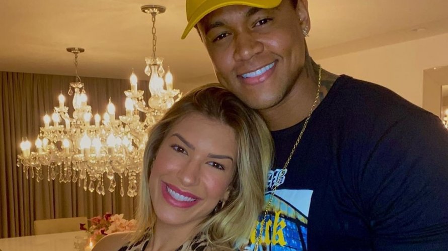 Leo Santana e Lore Improta ja comecaram os preparativos para casamento