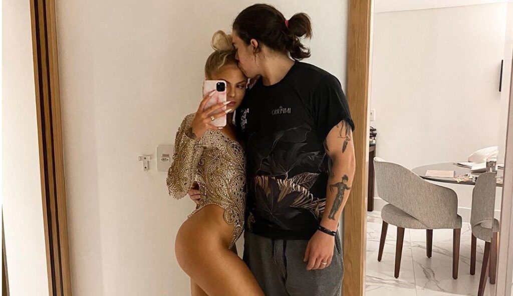 Luisa Sonza e atacada em post antigo com Whindersson Nunes Apaga isso 1