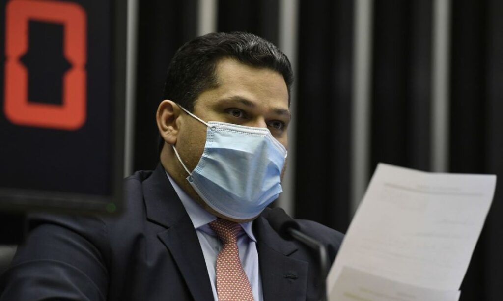 MP que livrava agente publico por omissao na pandemia perde a validade