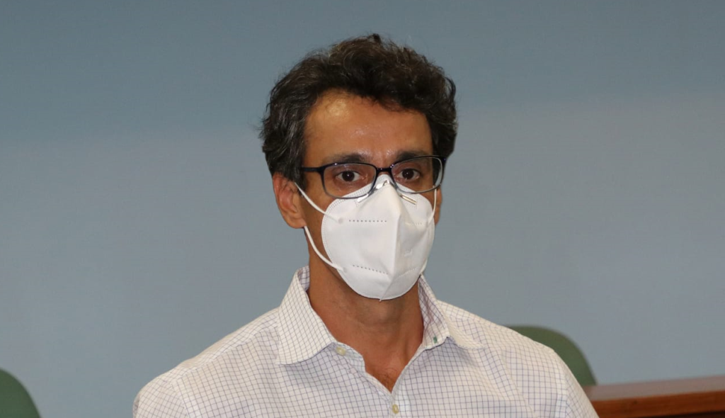 Medico Walter Pinheiro assume superintendencia do Huse