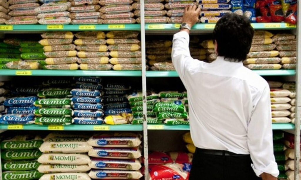 Pandemia gera alta em alimentos basicos do brasileiro enquanto valor de passagens aereas e etanol caem