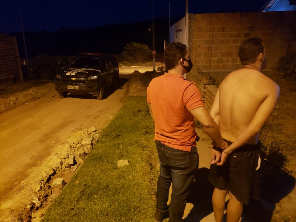 Policia prende homem que tentou estuprar mae com bebe em Estancia