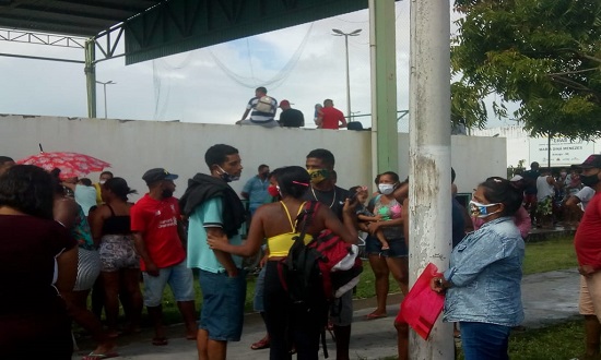 Prefeitura de Aracaju aponta manipulacao de pre candidato a vereador com familias que pedem auxilio moradia