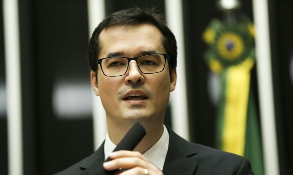 Procurador Deltan Dallagnol deixa Lava Jato apos seis anos no comando