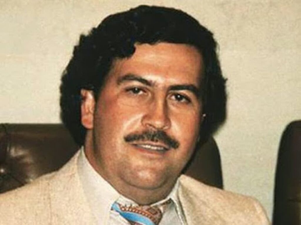 Sobrinho de Pablo Escobar acha US 18 milhoes em esconderijo no apartamento do tio