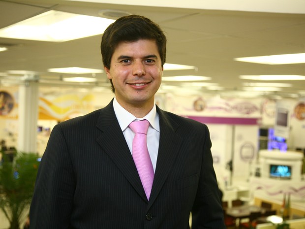 Ter apenas 16 de lideres negros na empresa e inaceitavel diz presidente da Magazine Luiza