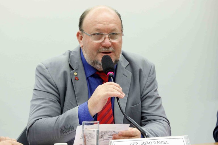 João Daniel é o único deputado sergipano entre os 20 que mais apresentaram projetos na Câmara desde 2019