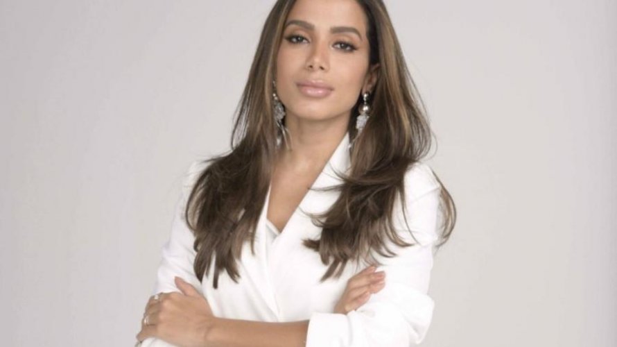 Aqui no Brasil esperam o idolo morrer para falar bem desabafa Anitta