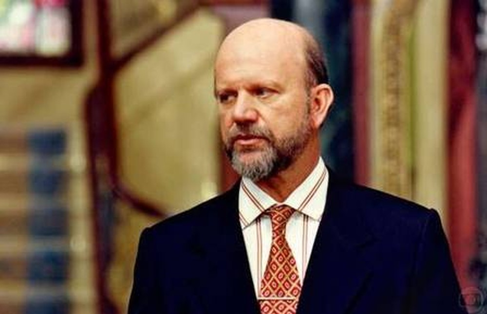 Ator Cecil Thire morre aos 77 anos