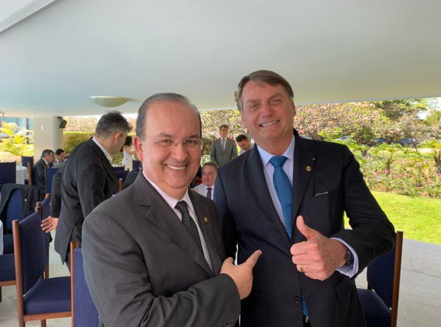 Bolsonaro escolhe senador Jorginho Mello como novo vice lider do governo no Congresso