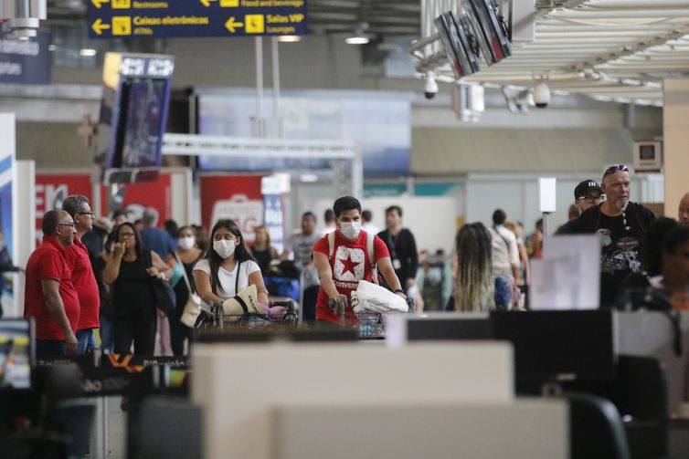 Brasil registra 365 mortes por coronavirus e 8.456 novos casos em 24 horas
