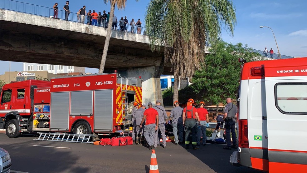 Cadeirante-morre-após-ser-arremessado-de-viaduto-no-interior-de-São-Paulo